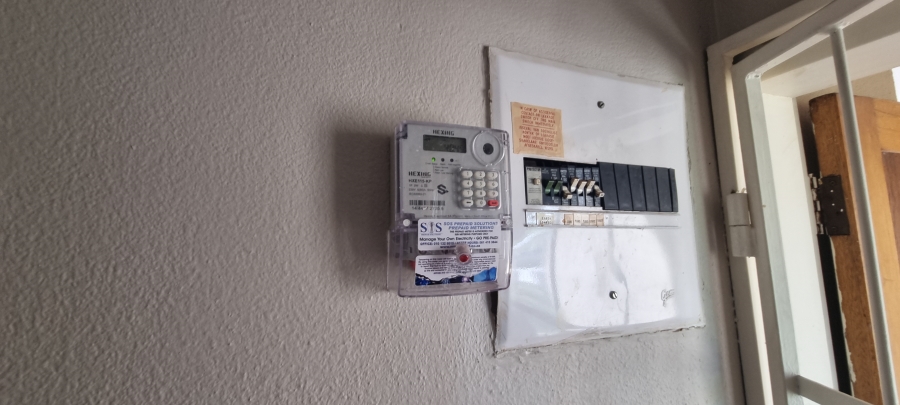 2 Bedroom Property for Sale in Elardus Park Gauteng