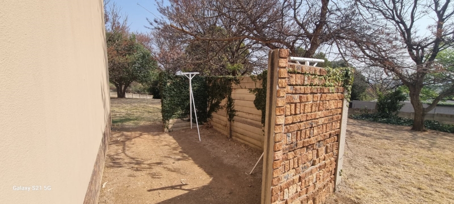 2 Bedroom Property for Sale in Elardus Park Gauteng