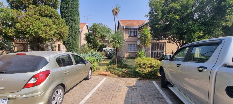 2 Bedroom Property for Sale in Elardus Park Gauteng