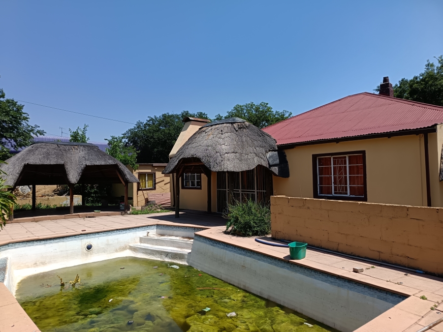 3 Bedroom Property for Sale in Brakpan Central Gauteng