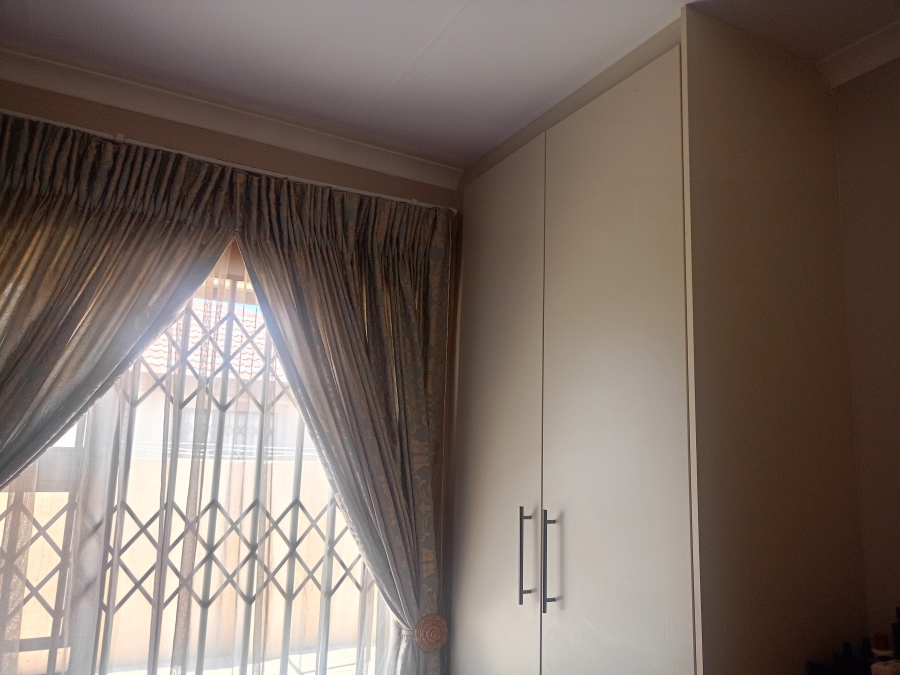 3 Bedroom Property for Sale in Vanderbijlpark CE 7 Gauteng
