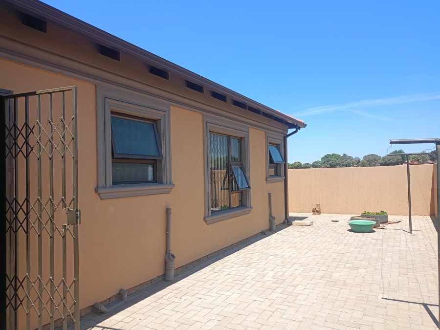 3 Bedroom Property for Sale in Vanderbijlpark CE 7 Gauteng