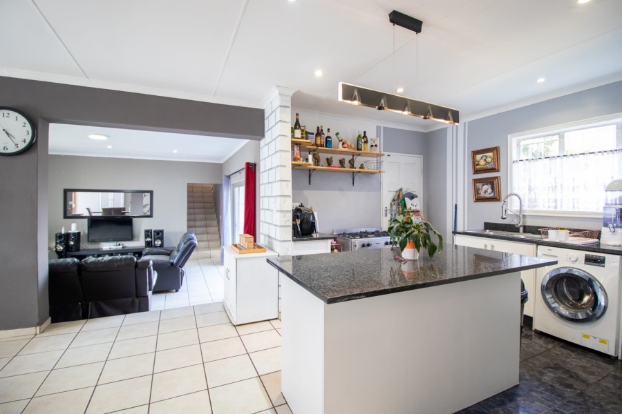 3 Bedroom Property for Sale in Risana Gauteng