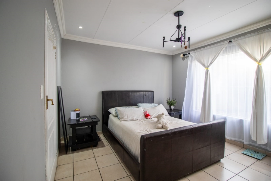 3 Bedroom Property for Sale in Risana Gauteng