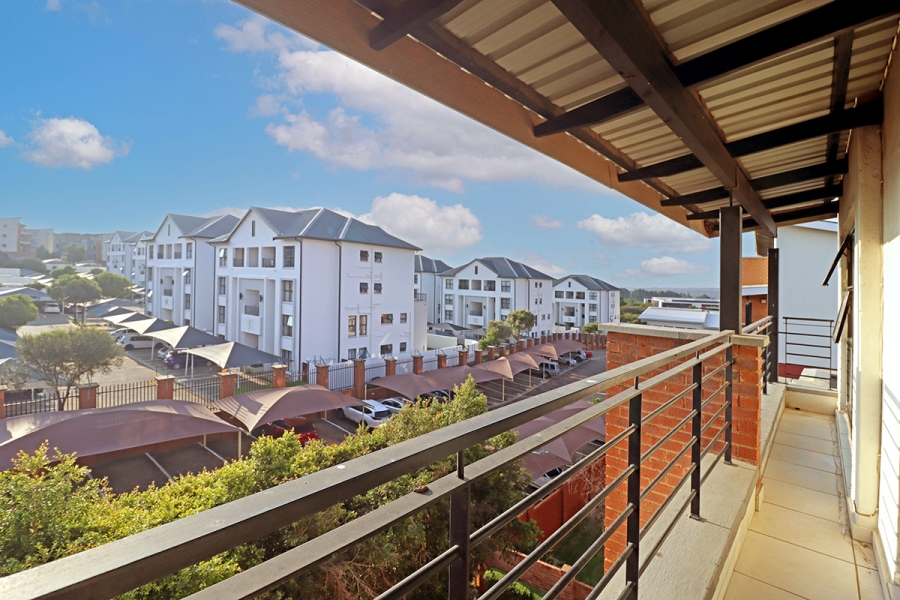 1 Bedroom Property for Sale in Greenstone Hill Gauteng