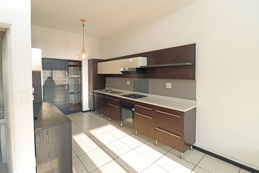 1 Bedroom Property for Sale in Greenstone Hill Gauteng