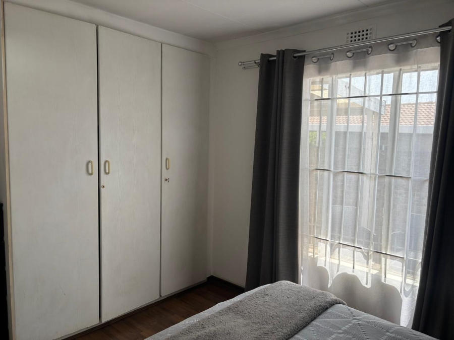 2 Bedroom Property for Sale in Eden Glen Gauteng