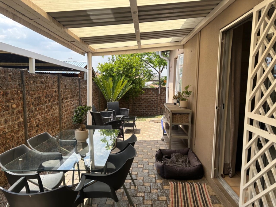 2 Bedroom Property for Sale in Eden Glen Gauteng