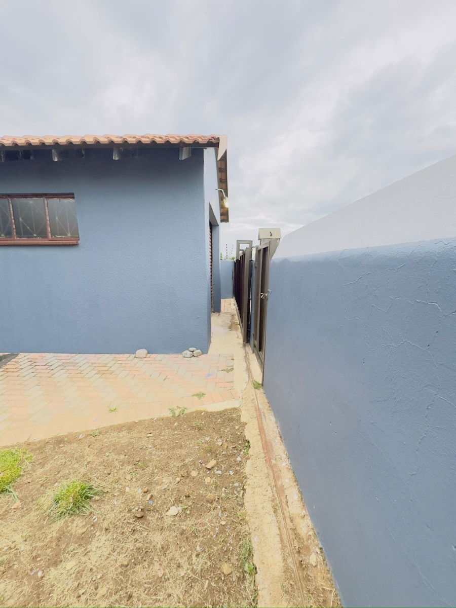 3 Bedroom Property for Sale in Payneville Gauteng