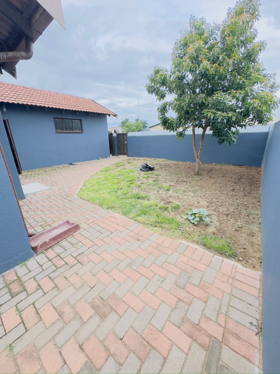 3 Bedroom Property for Sale in Payneville Gauteng