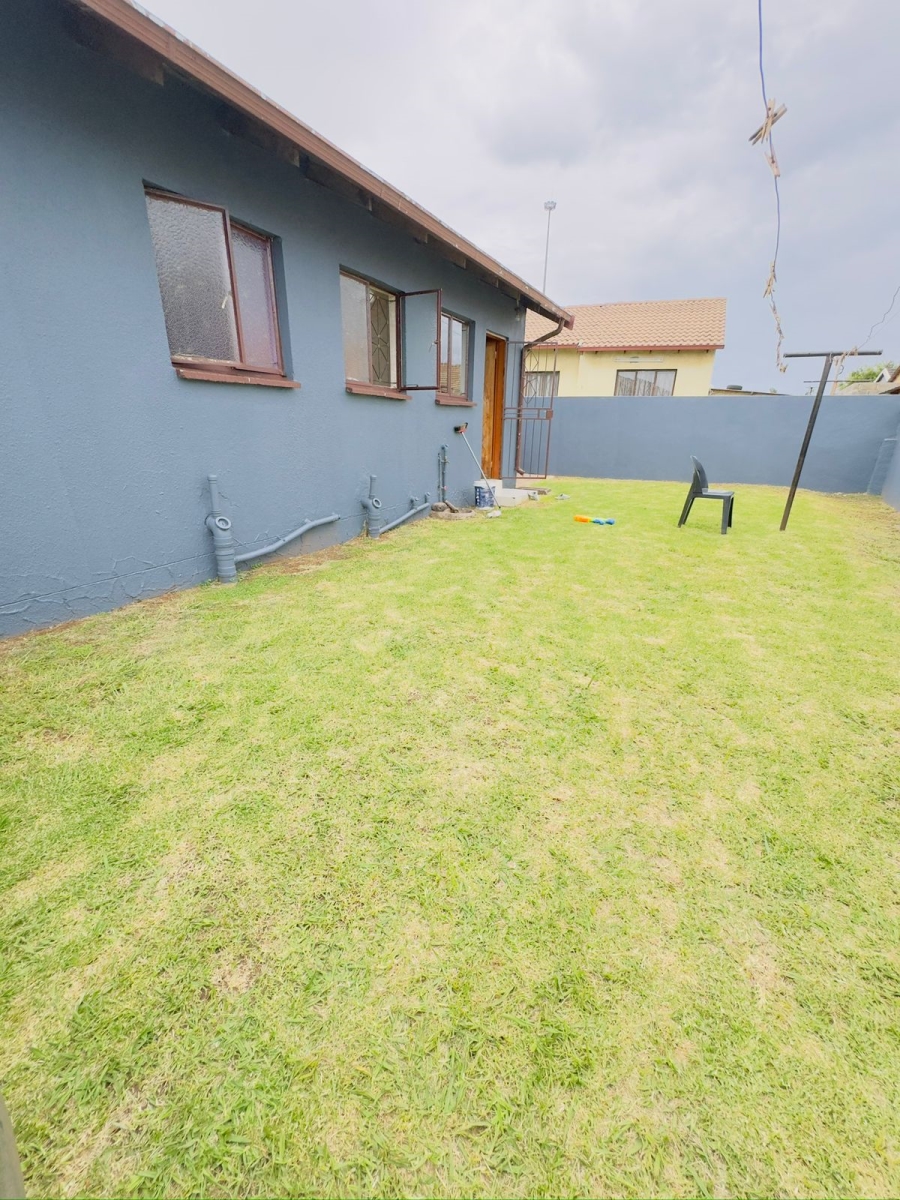 3 Bedroom Property for Sale in Payneville Gauteng
