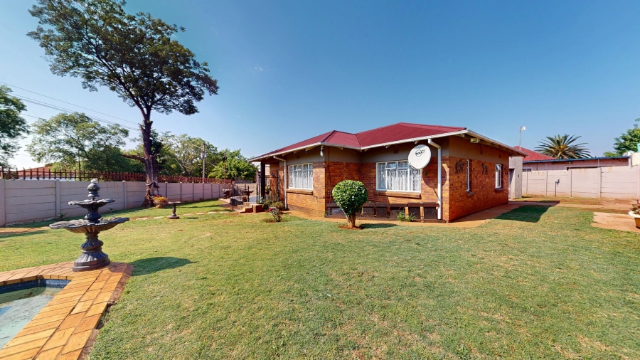 4 Bedroom Property for Sale in Primrose Gauteng