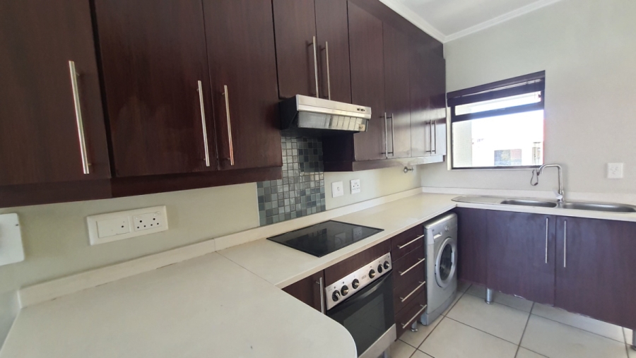 2 Bedroom Property for Sale in Greenstone Hill Gauteng