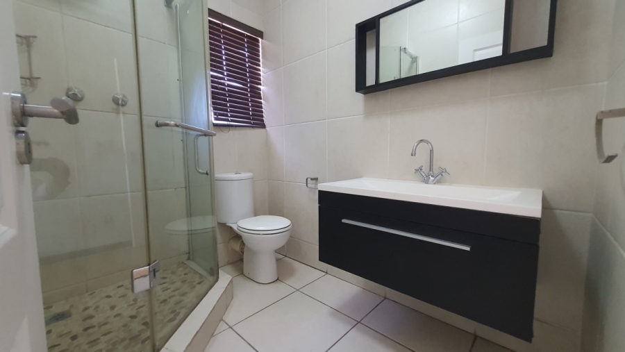 2 Bedroom Property for Sale in Greenstone Hill Gauteng