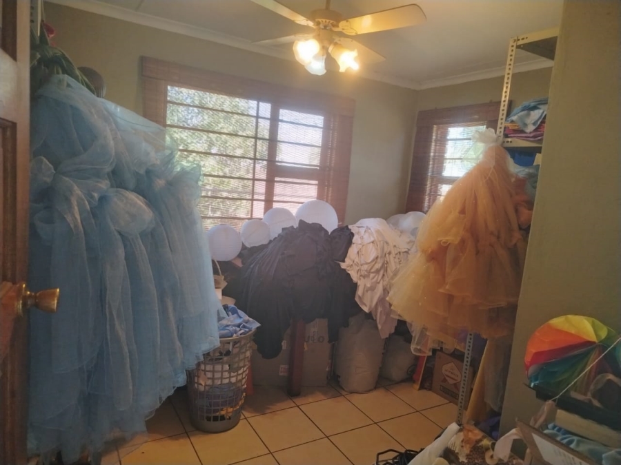 5 Bedroom Property for Sale in Withok Estate Gauteng