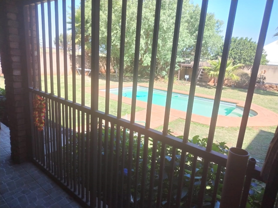 5 Bedroom Property for Sale in Withok Estate Gauteng
