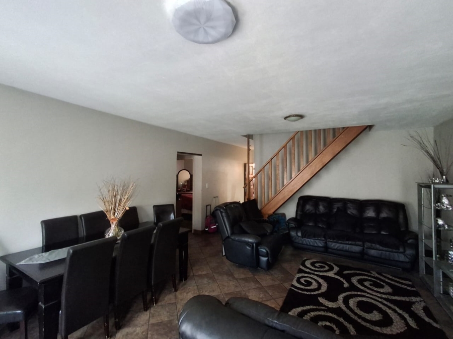 3 Bedroom Property for Sale in Karenpark Gauteng