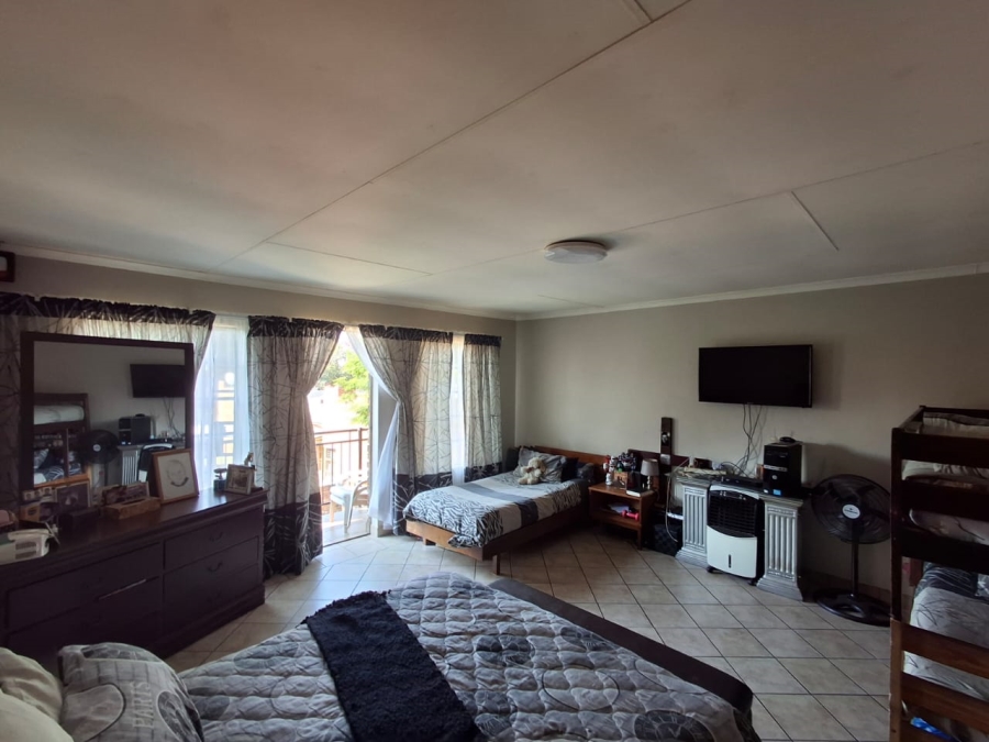 3 Bedroom Property for Sale in Karenpark Gauteng