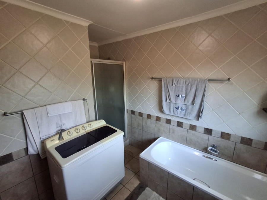 3 Bedroom Property for Sale in Karenpark Gauteng