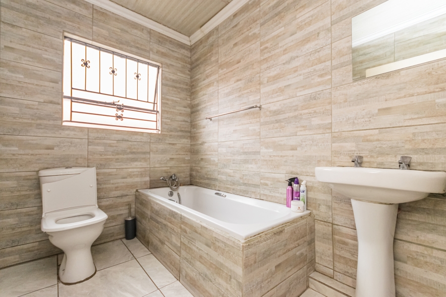 3 Bedroom Property for Sale in Cosmo City Gauteng