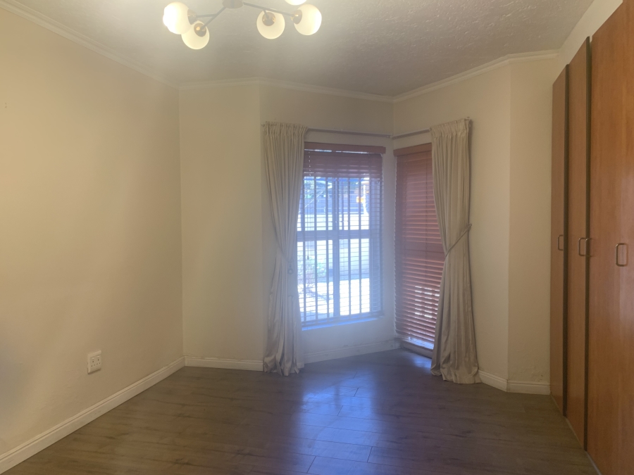 2 Bedroom Property for Sale in Halfway Gardens Gauteng