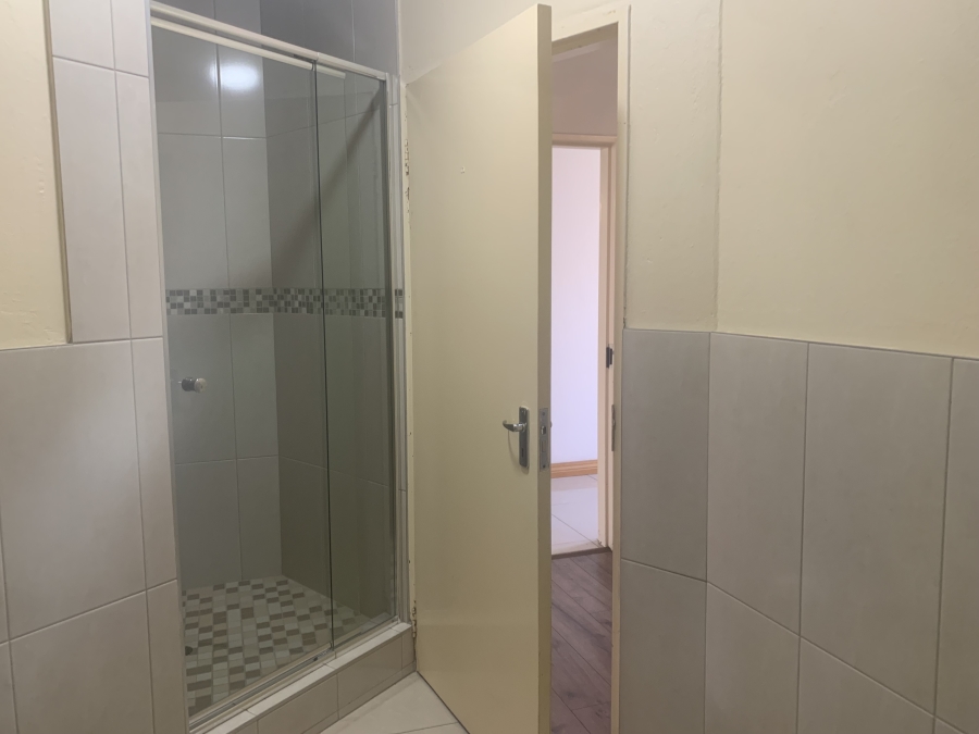 2 Bedroom Property for Sale in Halfway Gardens Gauteng