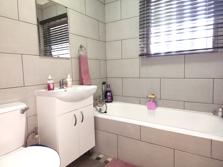 3 Bedroom Property for Sale in Murrayfield Gauteng