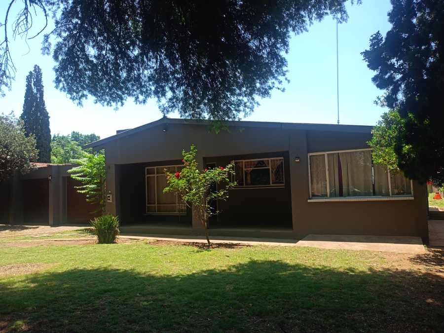 4 Bedroom Property for Sale in Sonland Park Gauteng