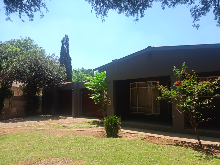 4 Bedroom Property for Sale in Sonland Park Gauteng