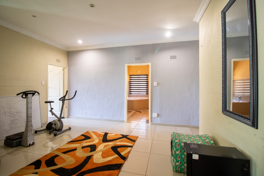 4 Bedroom Property for Sale in Eikenhof Gauteng