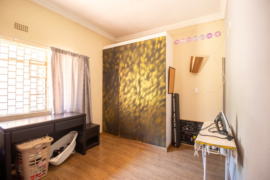 4 Bedroom Property for Sale in Eikenhof Gauteng