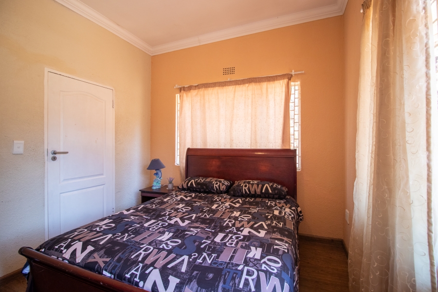 4 Bedroom Property for Sale in Eikenhof Gauteng