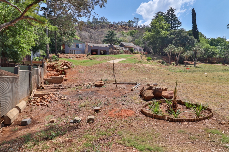 4 Bedroom Property for Sale in Eikenhof Gauteng