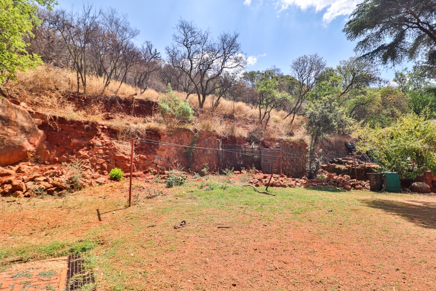 4 Bedroom Property for Sale in Eikenhof Gauteng