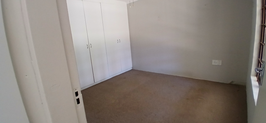 4 Bedroom Property for Sale in New Redruth Gauteng