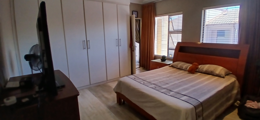 3 Bedroom Property for Sale in New Redruth Gauteng