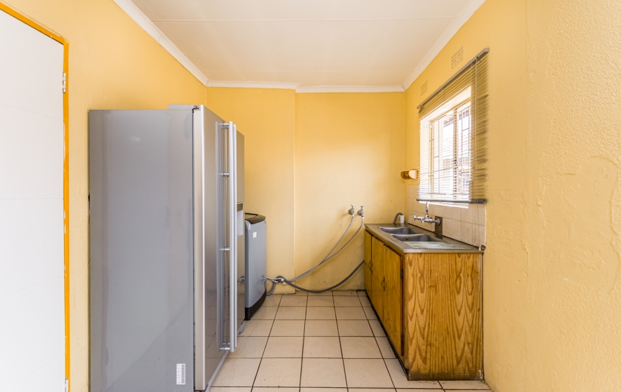 3 Bedroom Property for Sale in Finsbury Gauteng