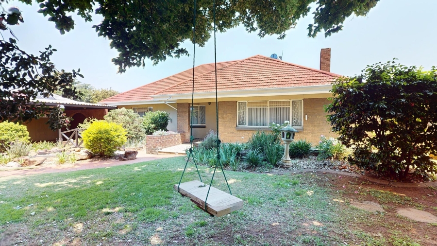 4 Bedroom Property for Sale in Parkdene Gauteng