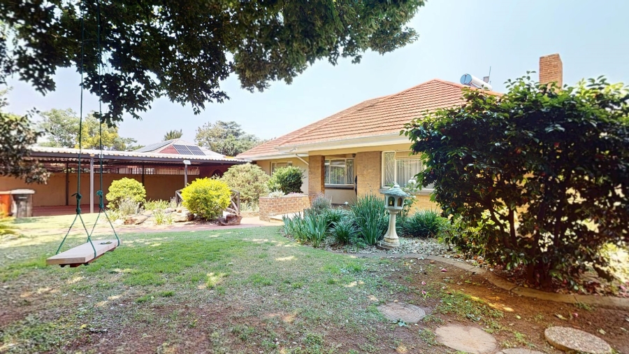 4 Bedroom Property for Sale in Parkdene Gauteng