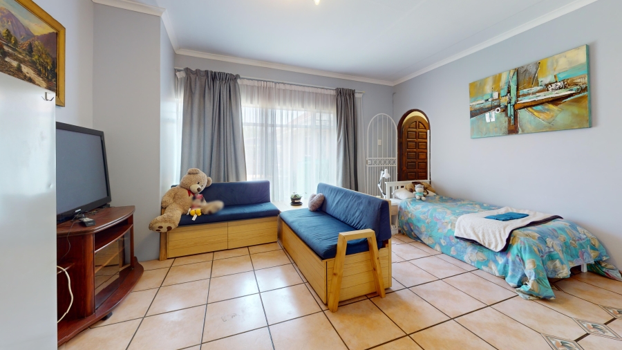 4 Bedroom Property for Sale in Parkdene Gauteng