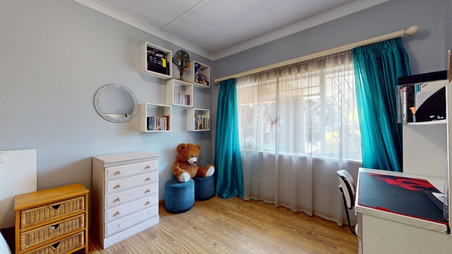 4 Bedroom Property for Sale in Parkdene Gauteng