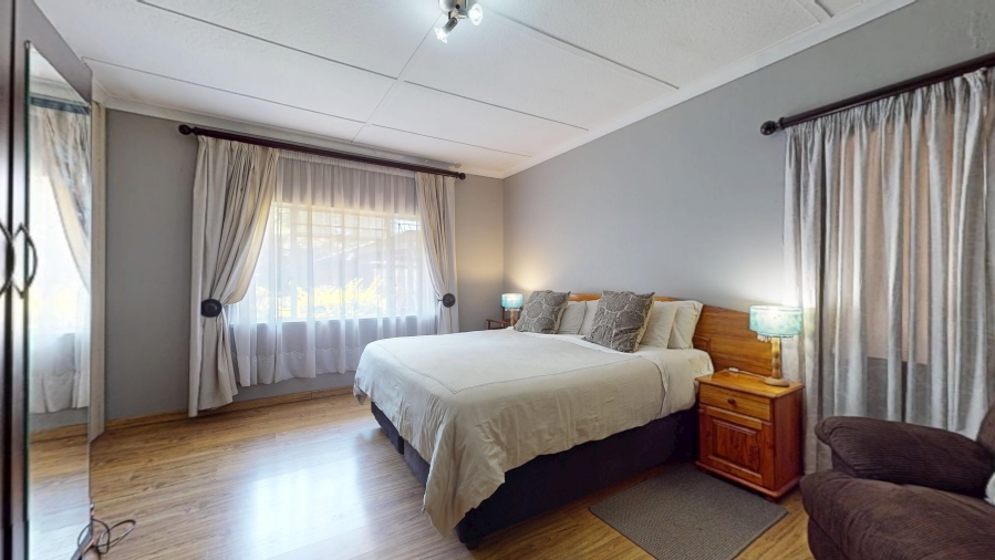 4 Bedroom Property for Sale in Parkdene Gauteng