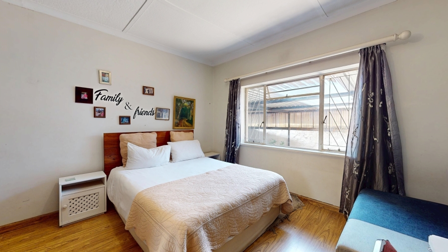 4 Bedroom Property for Sale in Parkdene Gauteng