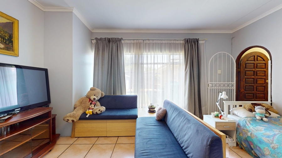 4 Bedroom Property for Sale in Parkdene Gauteng