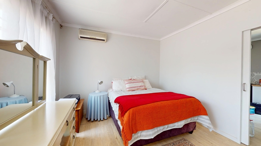 4 Bedroom Property for Sale in Parkdene Gauteng