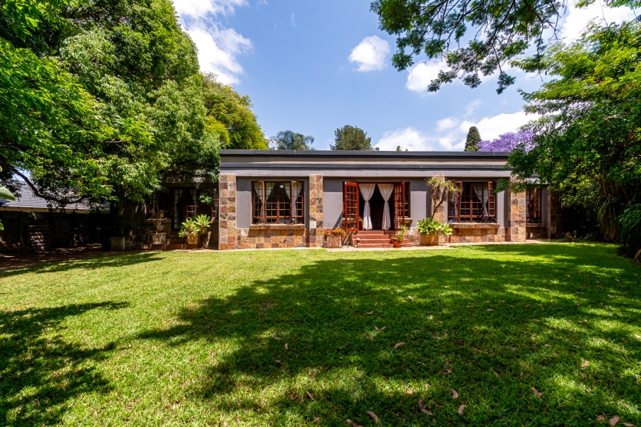 5 Bedroom Property for Sale in Brummeria Gauteng