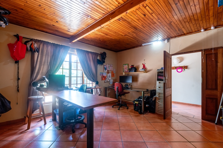 5 Bedroom Property for Sale in Brummeria Gauteng