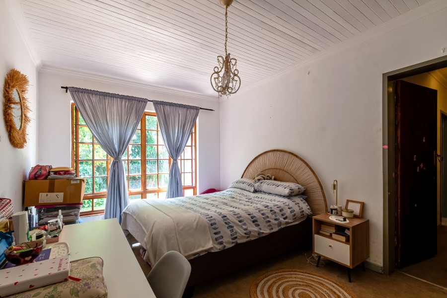 5 Bedroom Property for Sale in Brummeria Gauteng