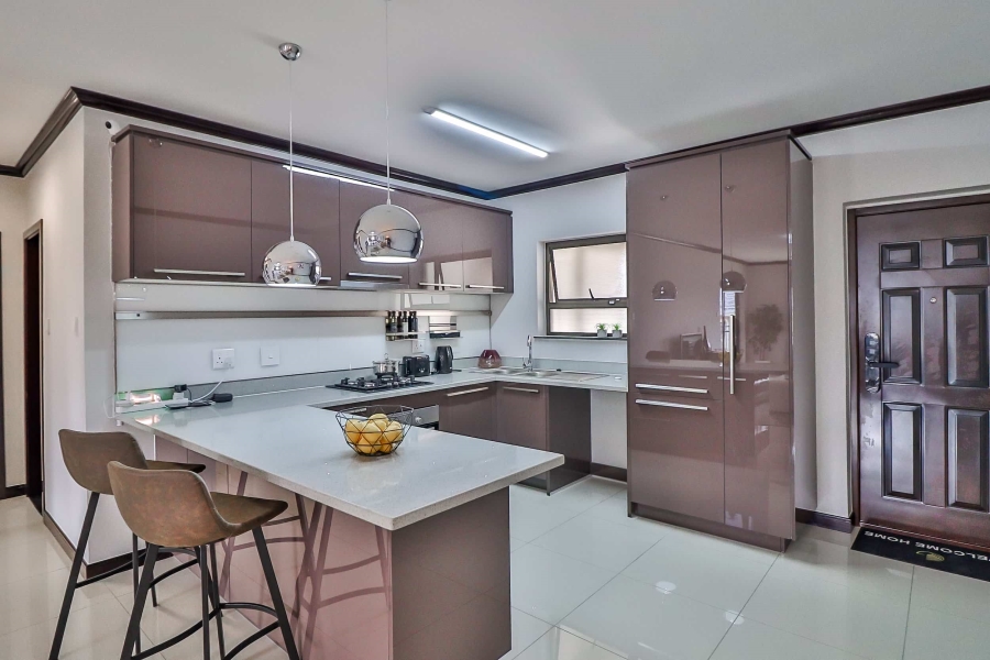 To Let 3 Bedroom Property for Rent in Broadacres Gauteng