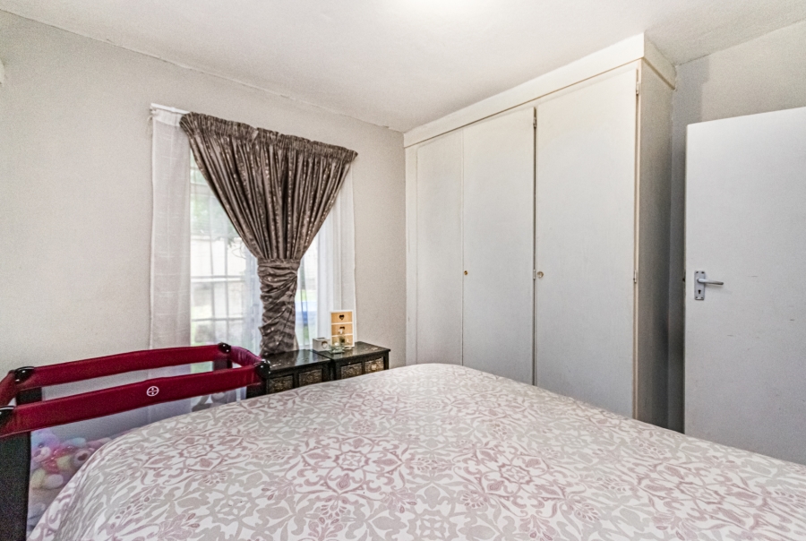 2 Bedroom Property for Sale in Die Hoewes Gauteng